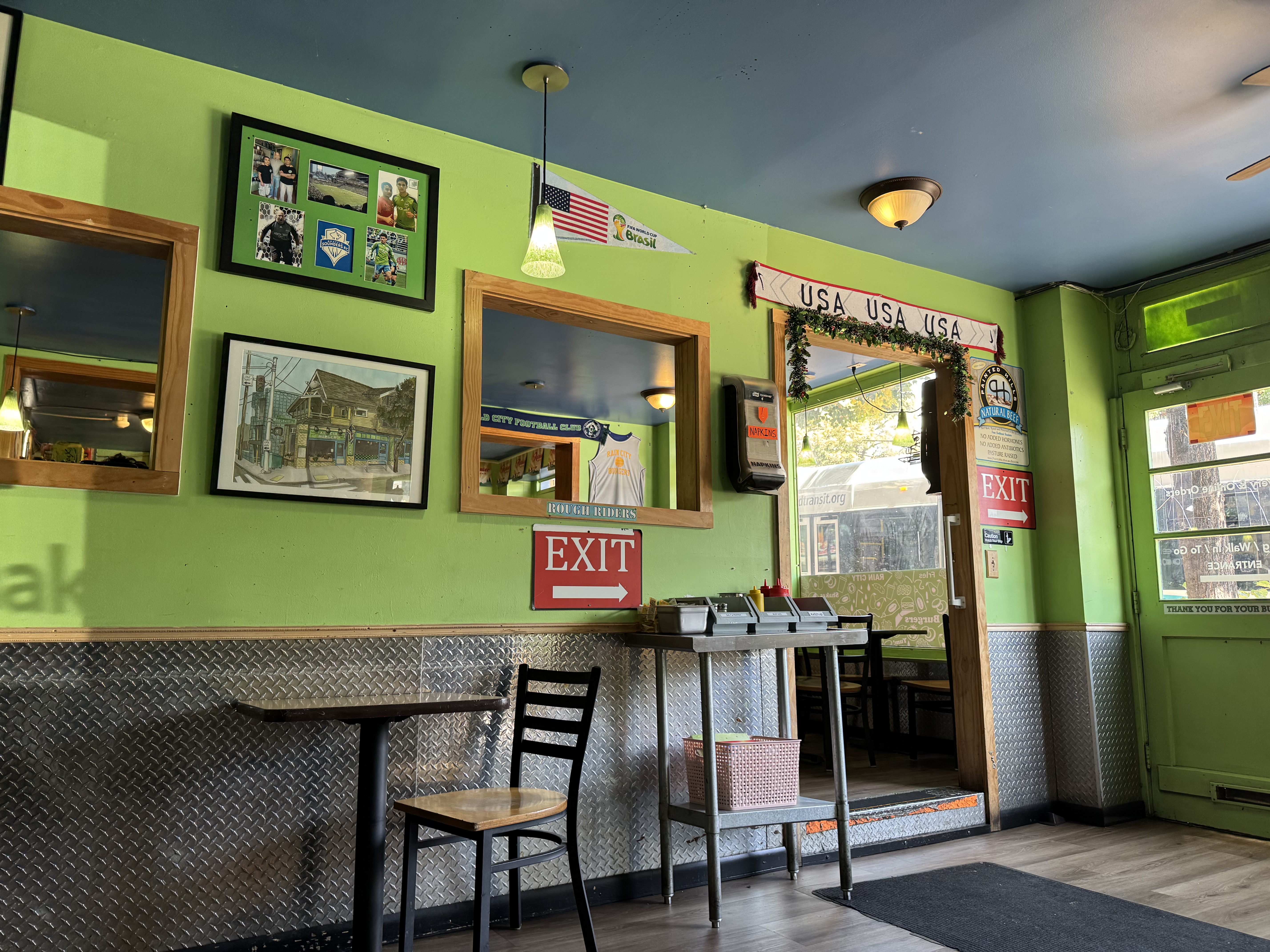 rain city burger lobby